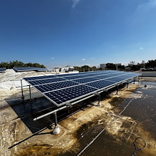 Commercial-Solar-Panel-Cleaning-in-Visalia-CA-Project-Spotlight 1