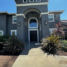 House-cleaning-concrete-cleaning-solar-cleaning-in-Visalia-ca-93291 4
