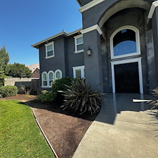 House-cleaning-concrete-cleaning-solar-cleaning-in-Visalia-ca-93291 5
