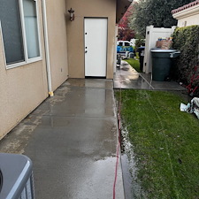 House-washing-window-washing-and-concrete-cleaning 1